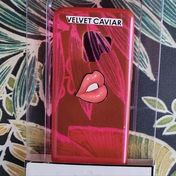 Neon Pink Clear Samsung Case S9 (Used) - Picture 2 of 11